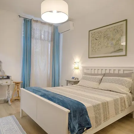 Cozy Downtown 3* Olbia