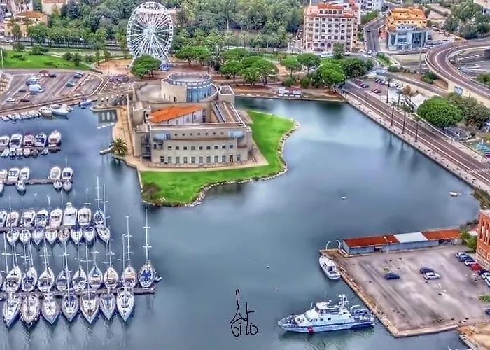 Cozy Downtown Konukevi 3*