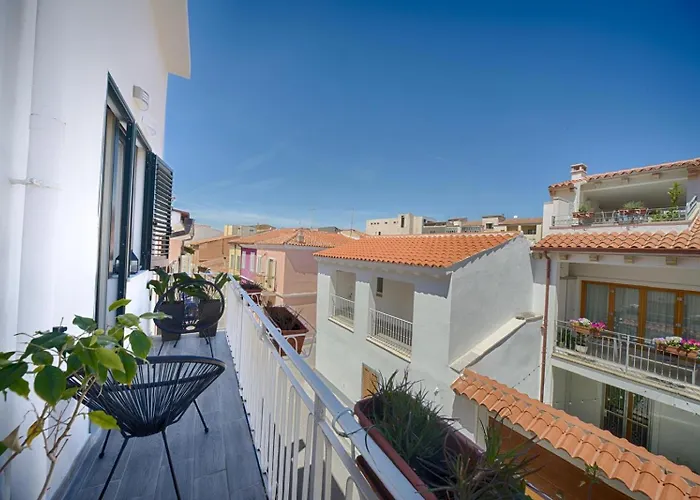 Cozy Downtown Konukevi Olbia