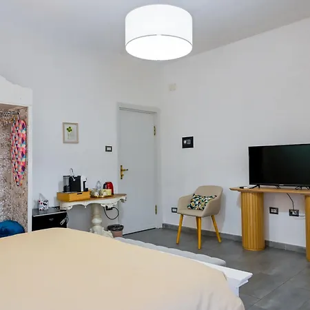 Cozy Downtown Gæstehus Olbia