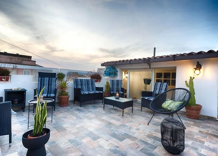 Πανσιόν Cozy Downtown